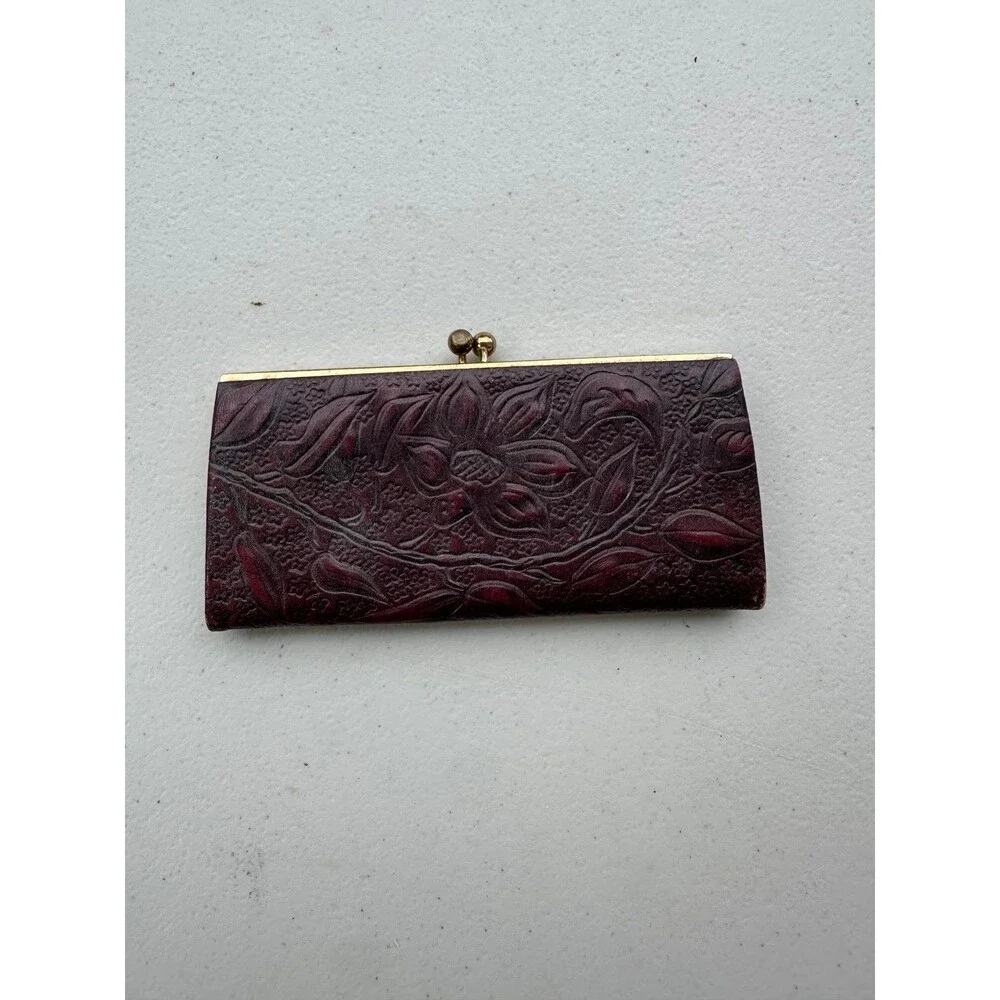 Patricia Nash Cauchy Intricate Floral Leather Kiss Lock Rectangular Coin Wallet